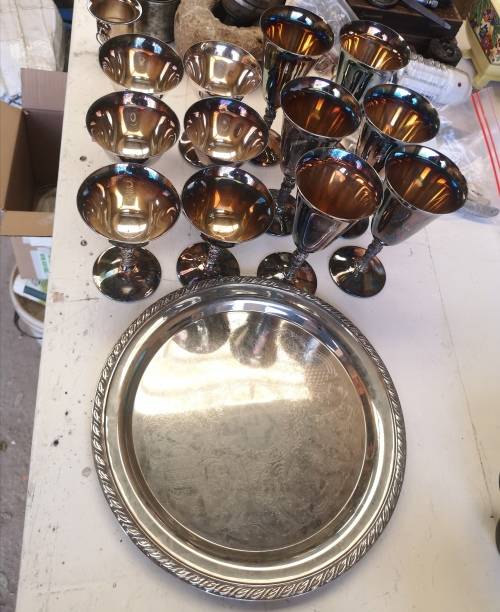 SET OF 12 SILVER PLATED GOBLETS AND TRAY.