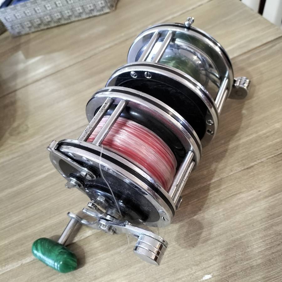 TWO PENN, USA, FISHING REELS