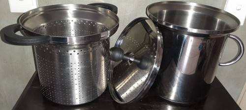 Alessi Multi-Pot pasta set designed by Massimo Morozzi