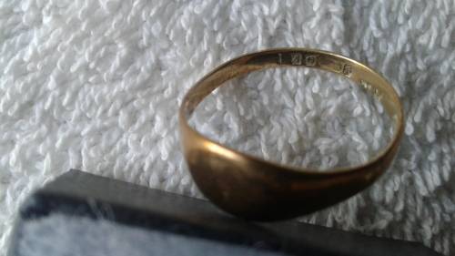 ANTIQUE 9K YELLOW GOLD  RING