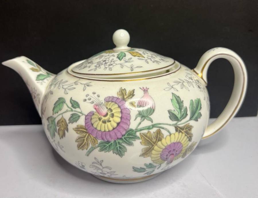 Vintage Wedgwood Bone China England Teapot Floral Gold Trim