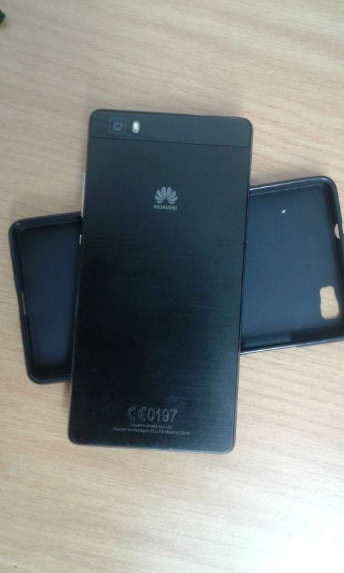 HUAWEI P8 LITE (IN BOX) LIKE NEW