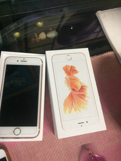 APPLE IPHONE 6S , 16GB  IN BOX EXCELLENT CONDITION