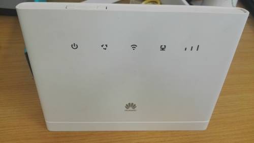 Huawei B315 Wireless LTE Router in box