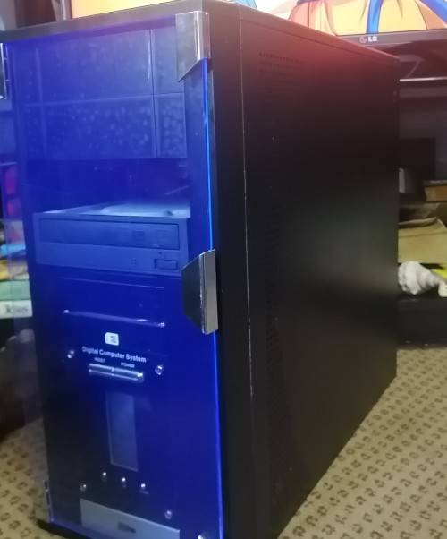 7th Gen computer tower,500gb harddrive 4gb ddr4 ram