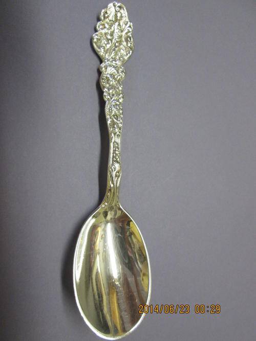 6 STERLING SILVER ICE CREAM SPOONS (B)