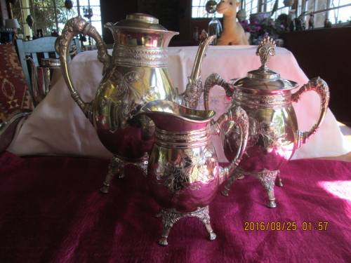 3 pce Vintage Rodgers & Smith Ornate Tea set Silver plated