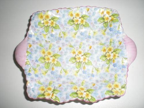 Lovely Little Scalloped Edge Shelley Dish