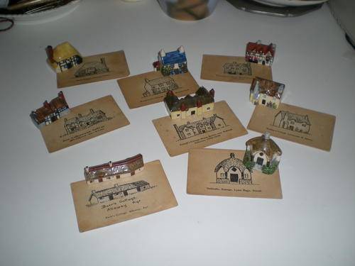 Minature Historic Famous Cottages in England, with Post Cards.