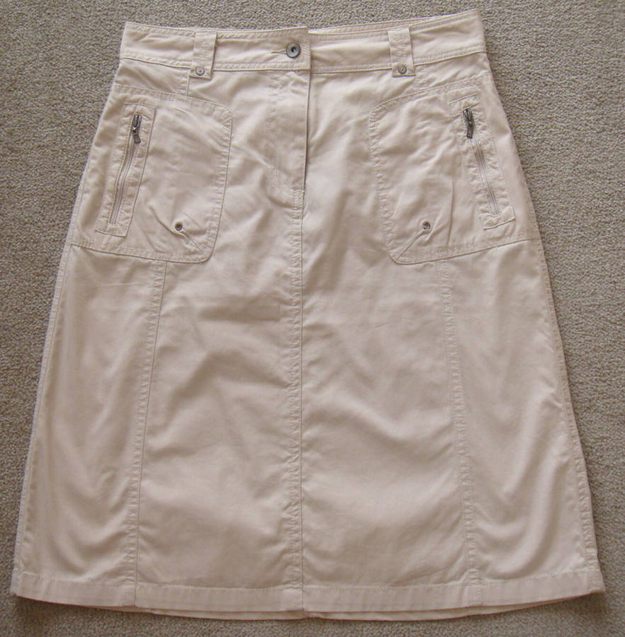 BEAUTIFUL SPORTY BEIGE/KHAKI - SKIRT- SIZE 28 - NON STRETCH