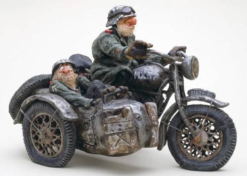 Guillermo Forchino "Sidecar"