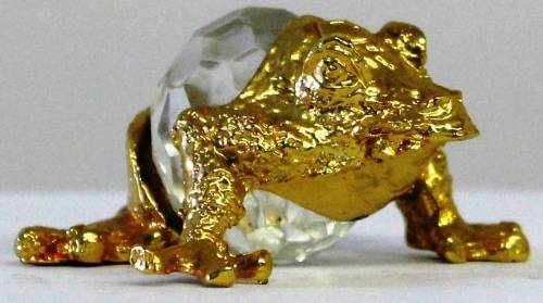 Glass-ball Frog figure