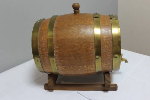 Small wooden wine barrel