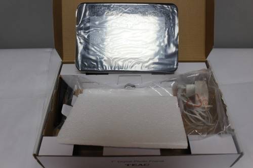 Digital photo frame