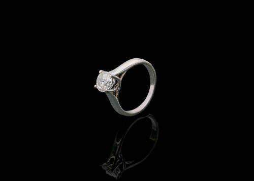 3.3 grams 14 carat White Gold 1.06ct J I3 Diamond Solitaire Engagement Ring with GIA cert