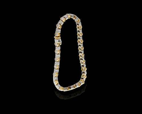 15 grams 18 carat Two Tone (White and Yellow Gold) Diamond Tennis Bracelet