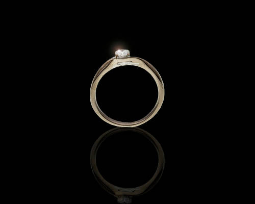 18ct (3.6 gram) Browns White gold Solitaire Diamond Ring c/w a tine Sapphire on the band