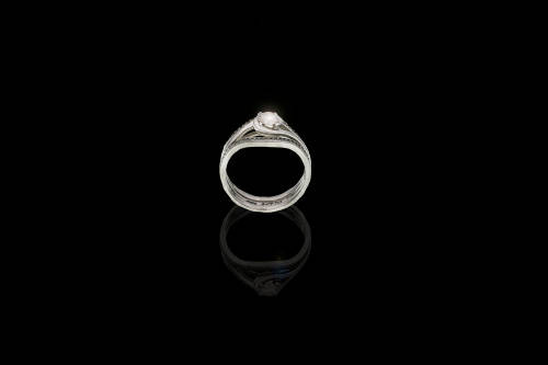 Main Ring  3.45 grams 18 carat Browns Lovers Embrace Diamond Ring