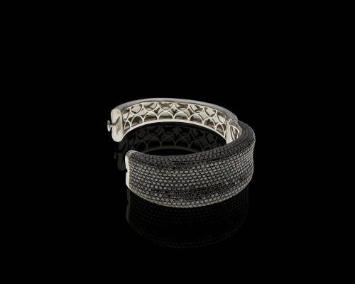 80 grams 18 carat White Gold and Black Diamond by Belagio