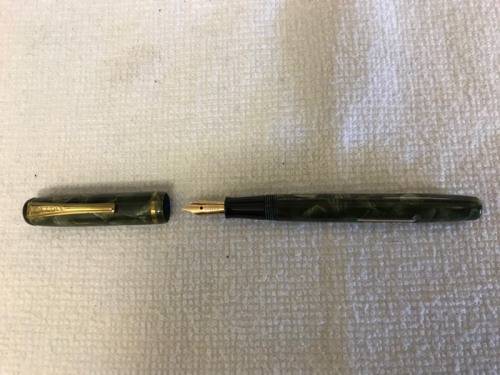 Burnham 44 Fountain Pen ¿ 14ct Gold Nib