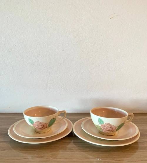Susie Cooper Rose tea cup Duo
