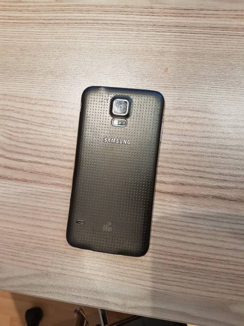 Samsung S5 16GB Black R1 No Reserve