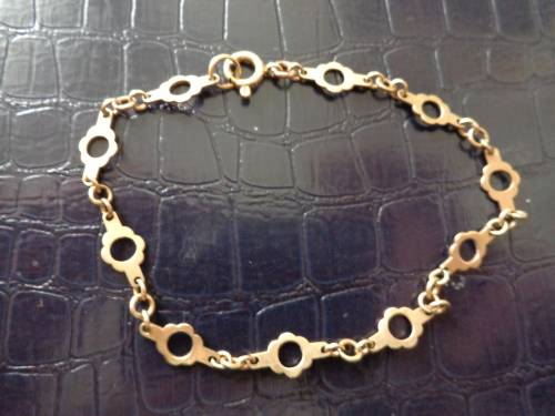 2 X BANGLES SILVER AND GOLD SEE SCANS READ ON.