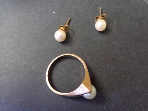 PEARL RING + EARRINGS .SEE SCANS READ ON.