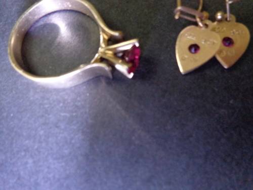 GOLD RING AND EARRING SET..SEE SCANS READ ON