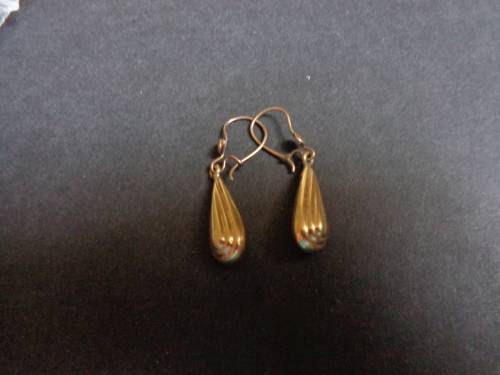 9 CT  EARRINGS TEARDROP STYLED SEE SCANS READ ON..
