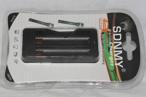 Charger for 18650 Flashlight Battery S-616