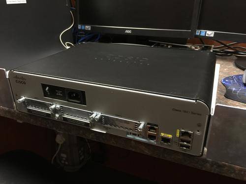 Cisco 1941 K9 ROUTER GIGABIT