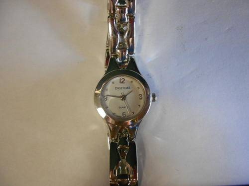 Digitime ladies wristwatch - @ Crazy R1 Start
