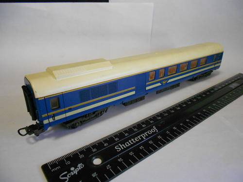 Lima Bluetrain wagon - as per scan
