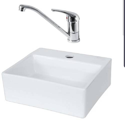 ***R1399*** Brand New!! Hot & Cold water Mixer Tap with Hose MIRROR SHINE