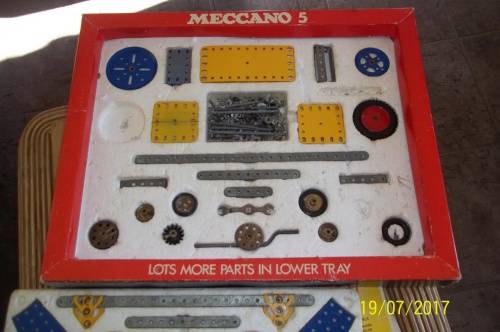 Meccano Set 5 Blue/Yellow 1970's.Manuals 1- 2-3-4-5, Huge Kit 395 Parts