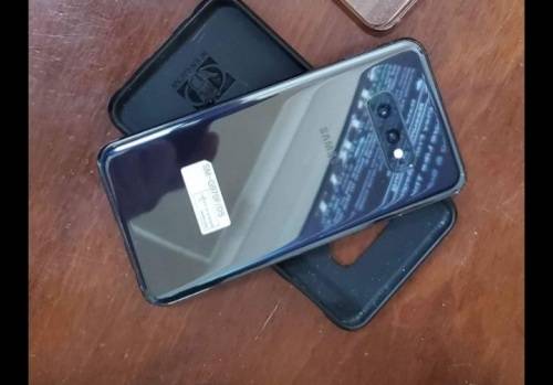 Samsung Galaxy S10e