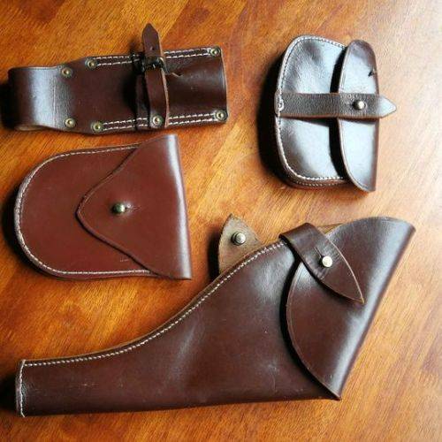 Vintage full leather S.A.P accessories set.