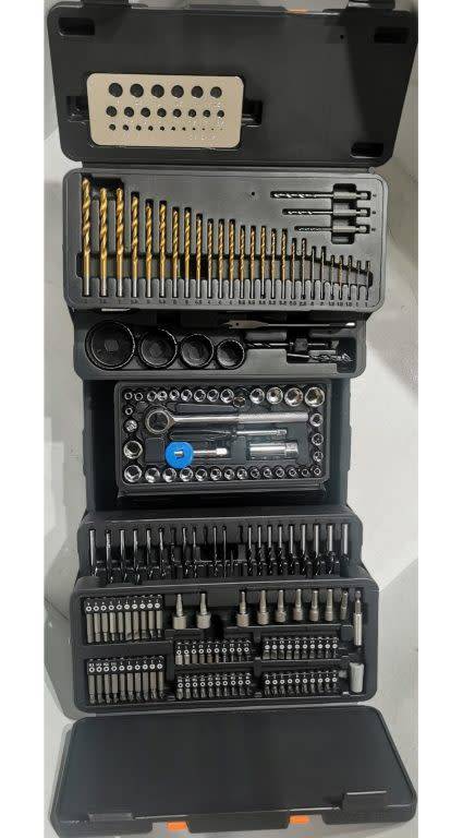 180 Piece Razor Socket Set And Drill Bit Set