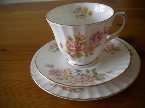 DUCHESS TRIO - June set
