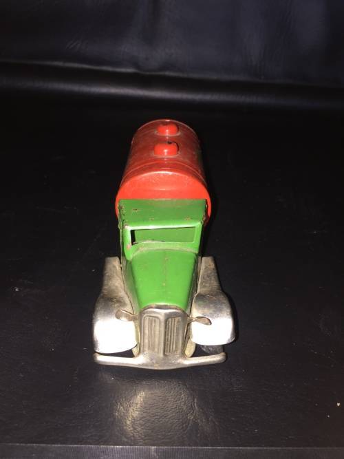 Triang minic pre war petrol tanker and miniature rail way lamp bid for both!!!