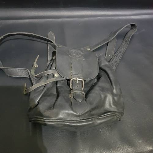 Beautiful leather groundcover bag!!!!!
