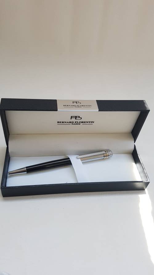 Bernard Florentin Paris pen in  box !!!!!!