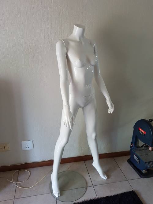 Haans Boodt full size Mannequin with stand !!!!!!