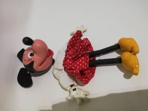 Micky and miny mouse puppets bid for both 25cm in length!!!!