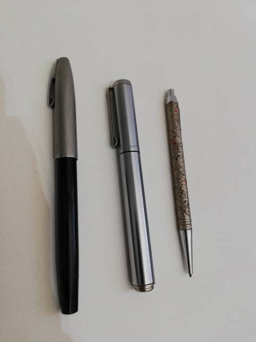 2 SHEAFFER pens made in the USA and a Israel pen bid for all needs to be refilled!!!!