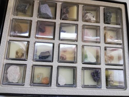 Large Collection of Treasures of the Earth Rocks bid For All!!!!