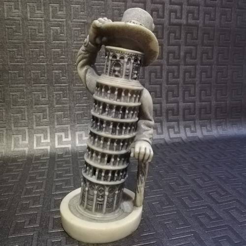 Saluti De Pisa figure 17cm tall!!!