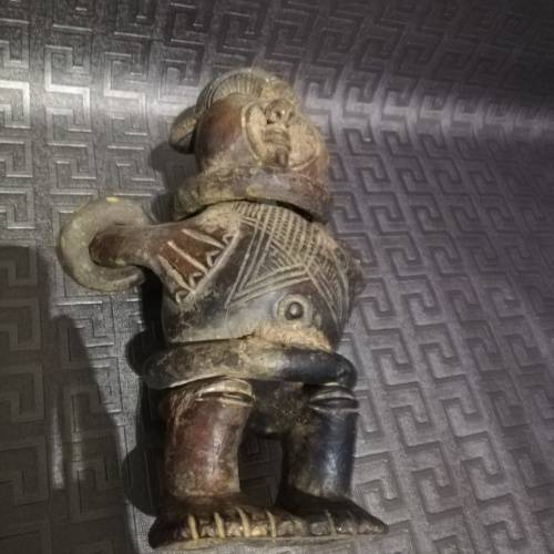 Vintage ceramic figure highly detailed 21cm tall!!!!