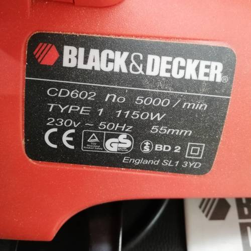 Barely used Black and Decker circular saw 100% working condition!!!!